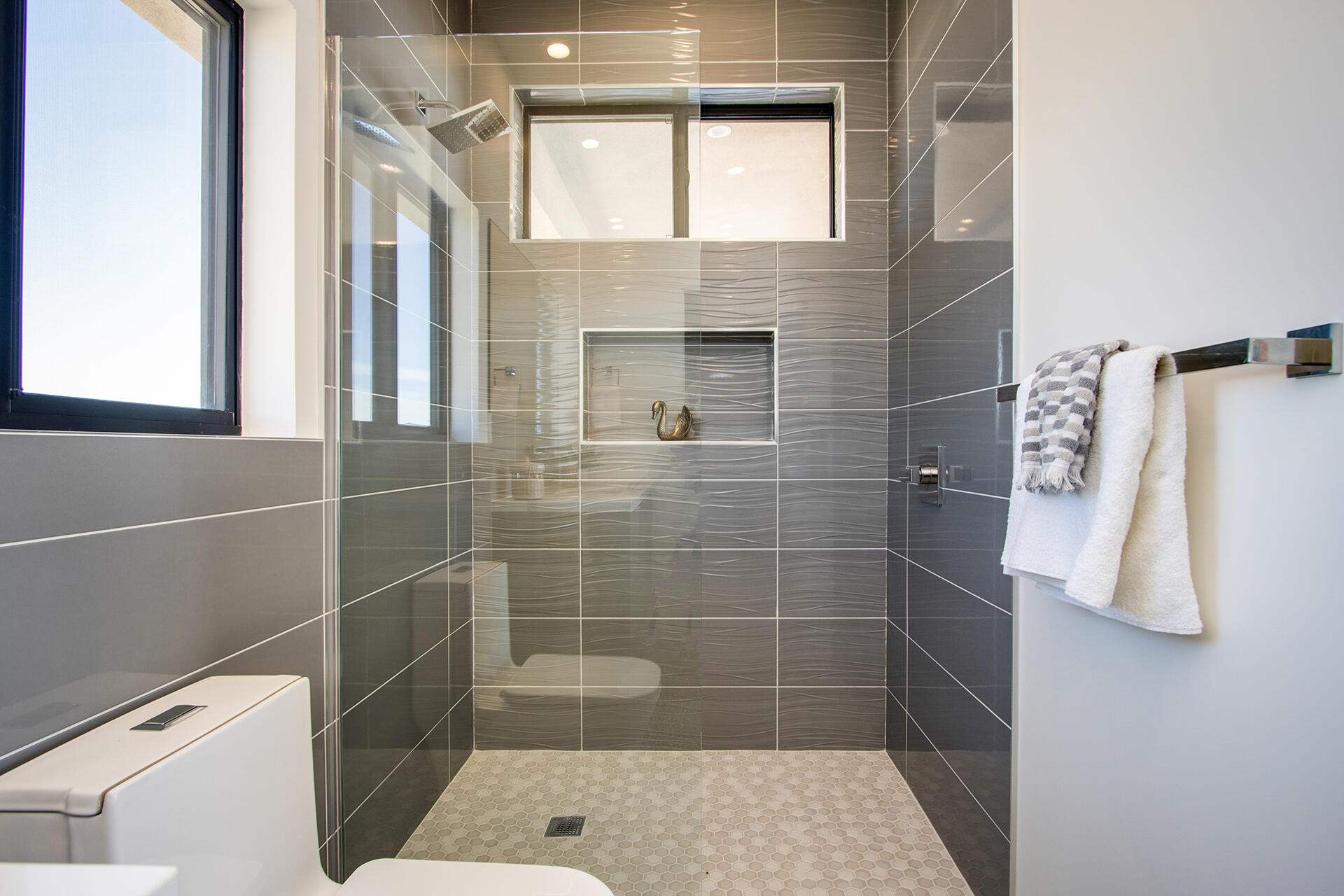 1370 Mc Garry Road Joshua Tree, CA 92252 - Photo 16 of 32 a bathroom with a shower