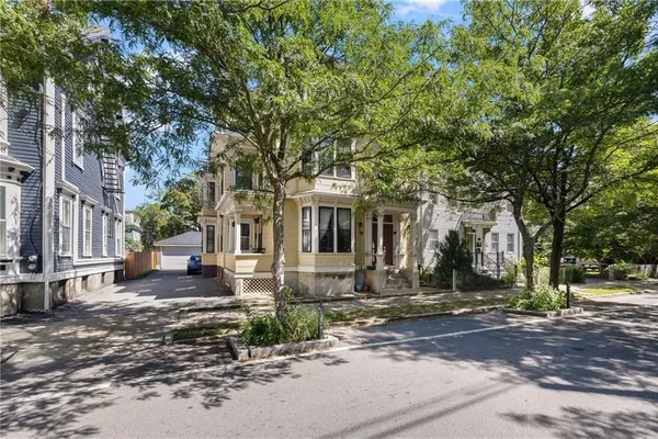 $1,299,900 | 44 Sycamore Street, Providence, RI 02909