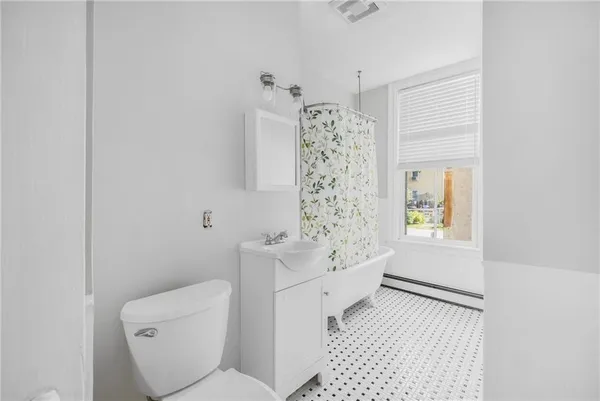 $1,299,900 | 44 Sycamore Street, Providence, RI 02909