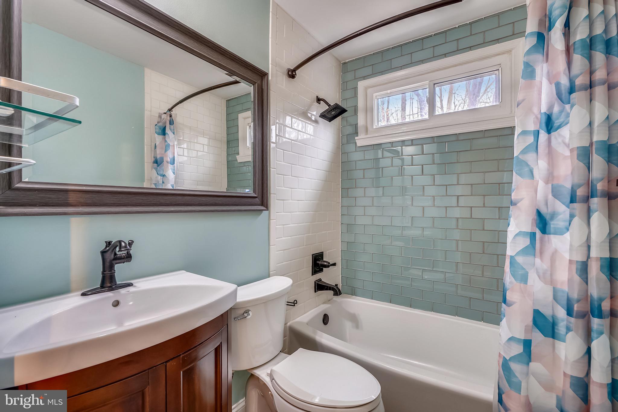 1912 Fairbank Road Baltimore, MD 21209 - Photo 23 of 36 Upstairs Full Bathroom