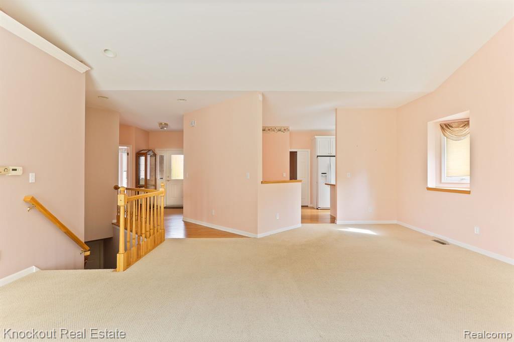 1504 Rio Grande Court Flint, MI 48532 - Photo 10 of 44 Gallery Image 10