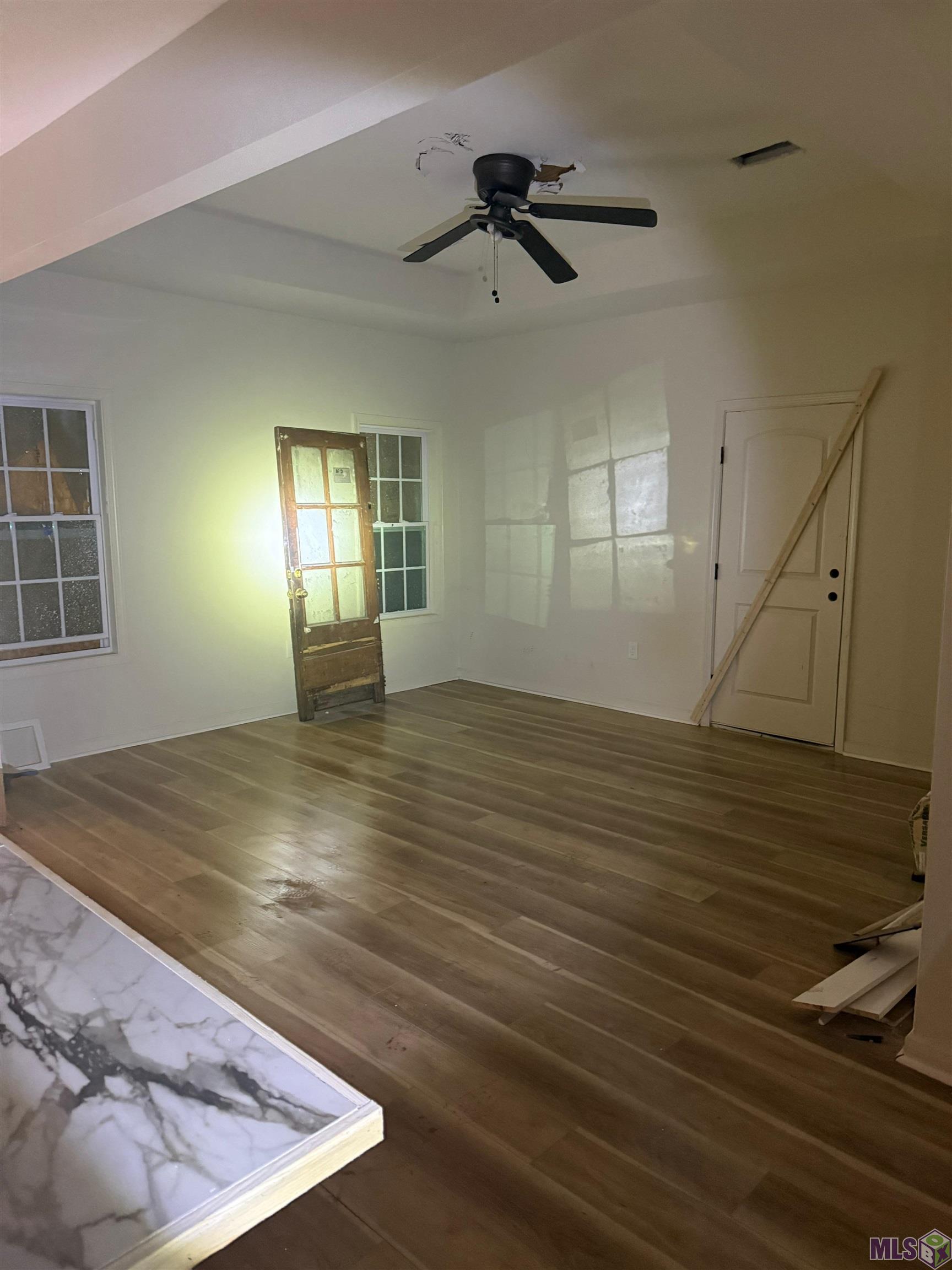 1905 Pocahontas Street Baton Rouge, LA 70802 - Photo 2 of 12