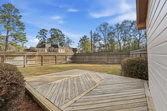 $385,000 | 614 Tallow Drive, Conroe, TX 77385