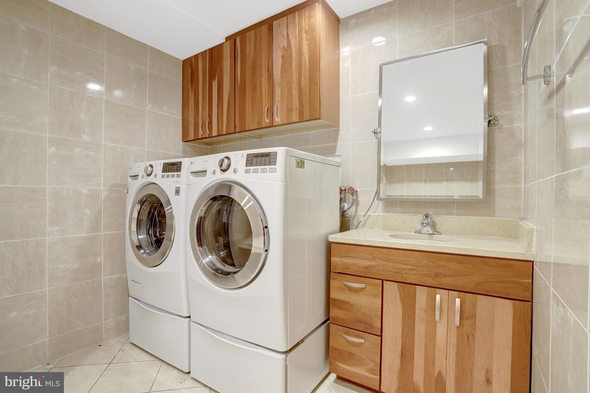 2130 Military Road Arlington, VA 22207 - Photo 17 of 63 Laundry Center