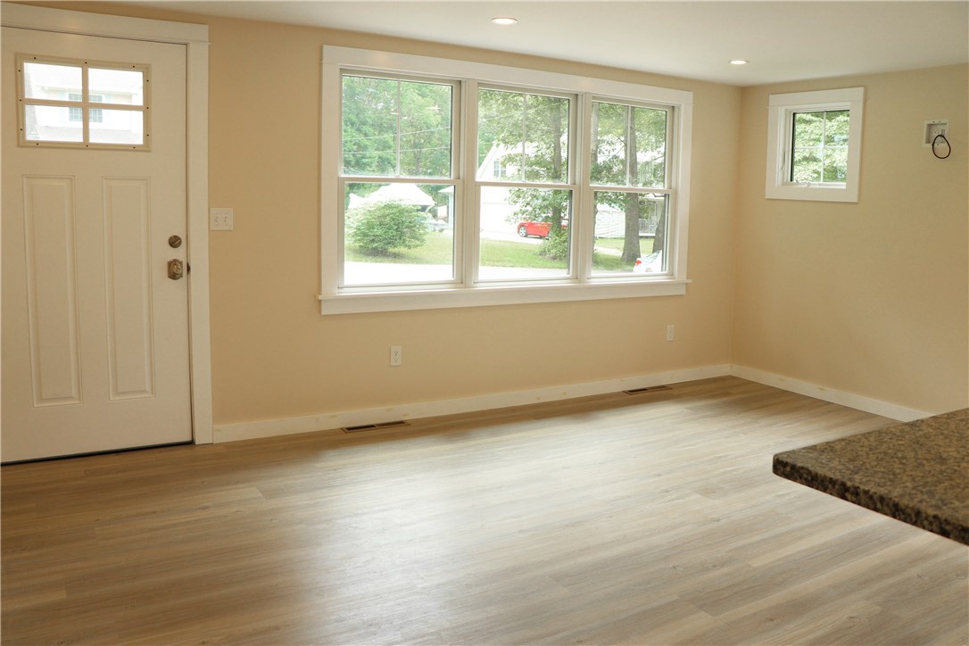 70 Beach Plum Road Narragansett, RI 02882 - Photo 14 of 19