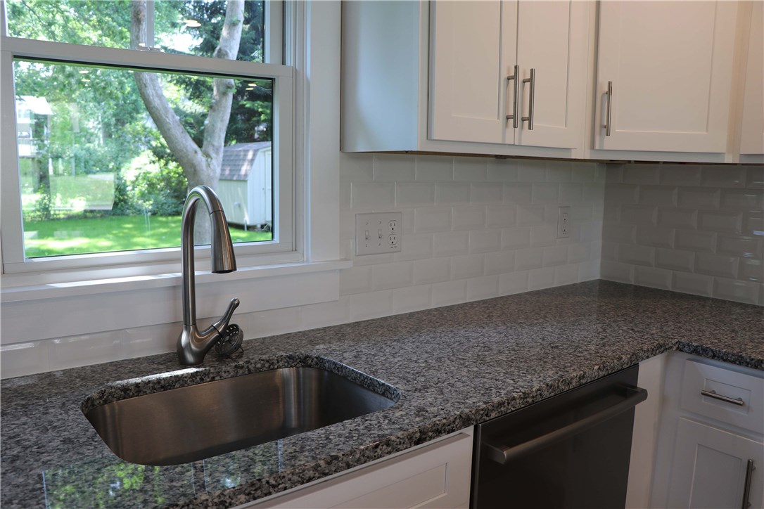 70 Beach Plum Road Narragansett, RI 02882 - Photo 16 of 19