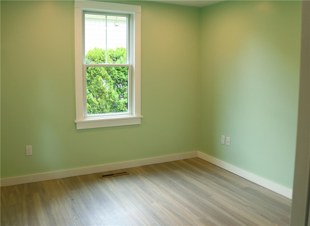 70 Beach Plum Road Narragansett, RI 02882 - Photo 7 of 19