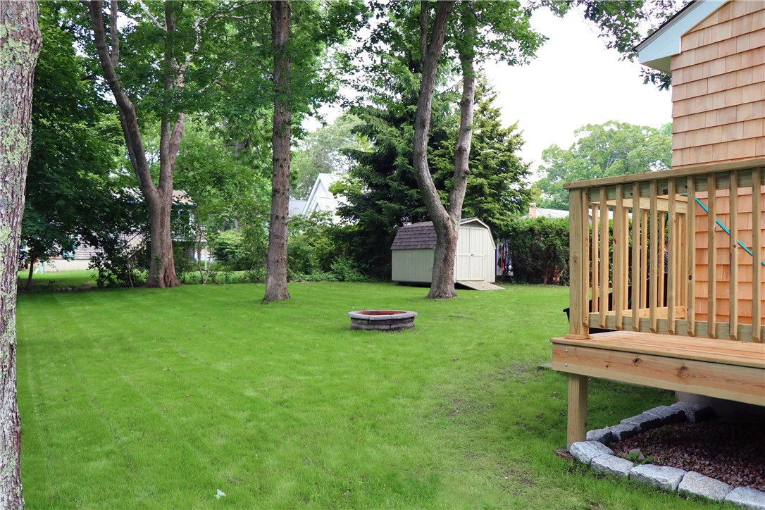 70 Beach Plum Road Narragansett, RI 02882 - Photo 10 of 19