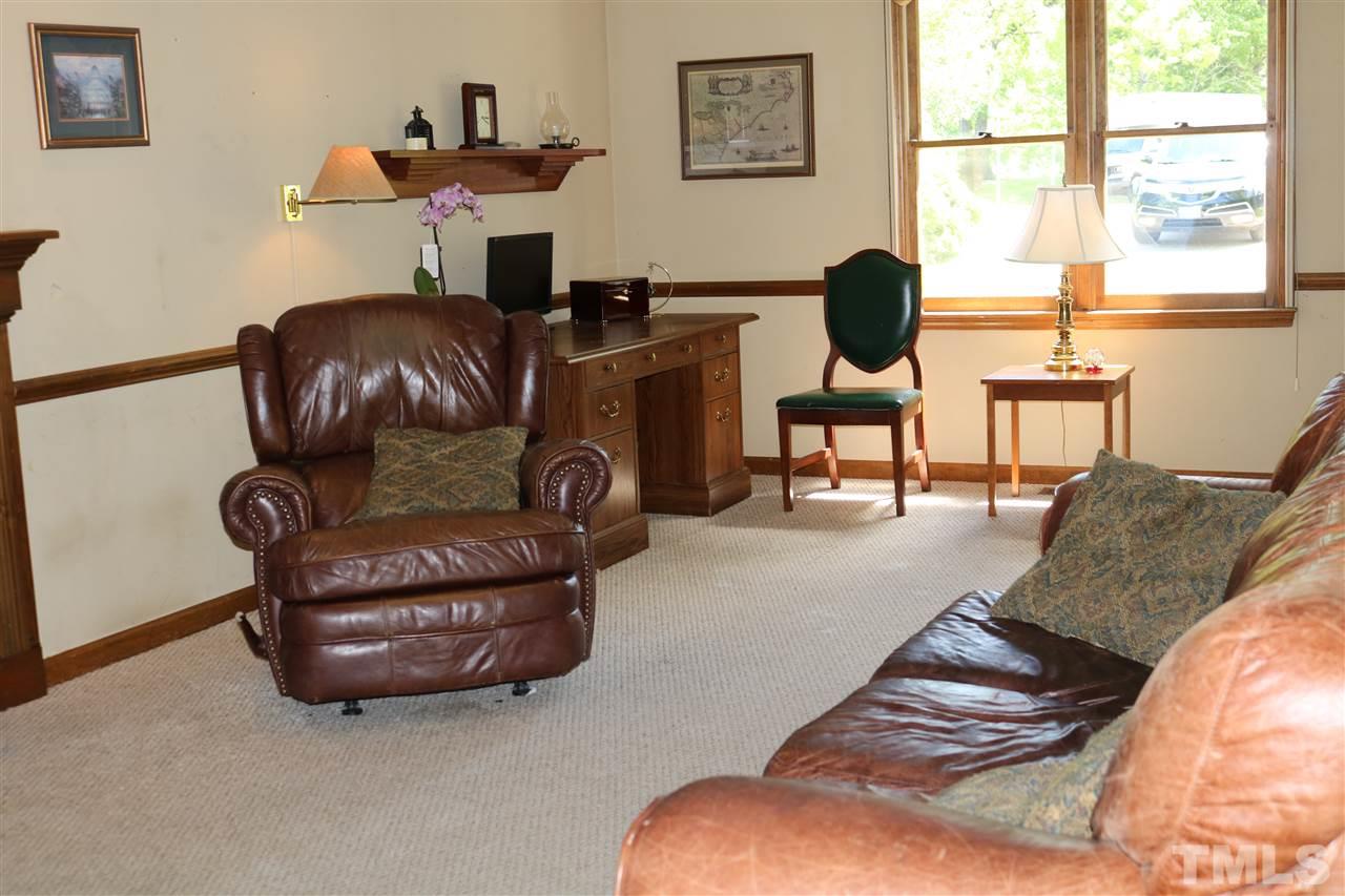 808 Corbett Road Clayton, NC 27520 - Photo 5 of 18 Gallery Image 5