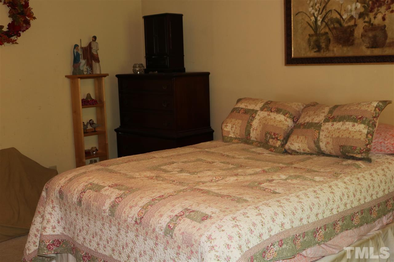 808 Corbett Road Clayton, NC 27520 - Photo 10 of 18 Gallery Image 10