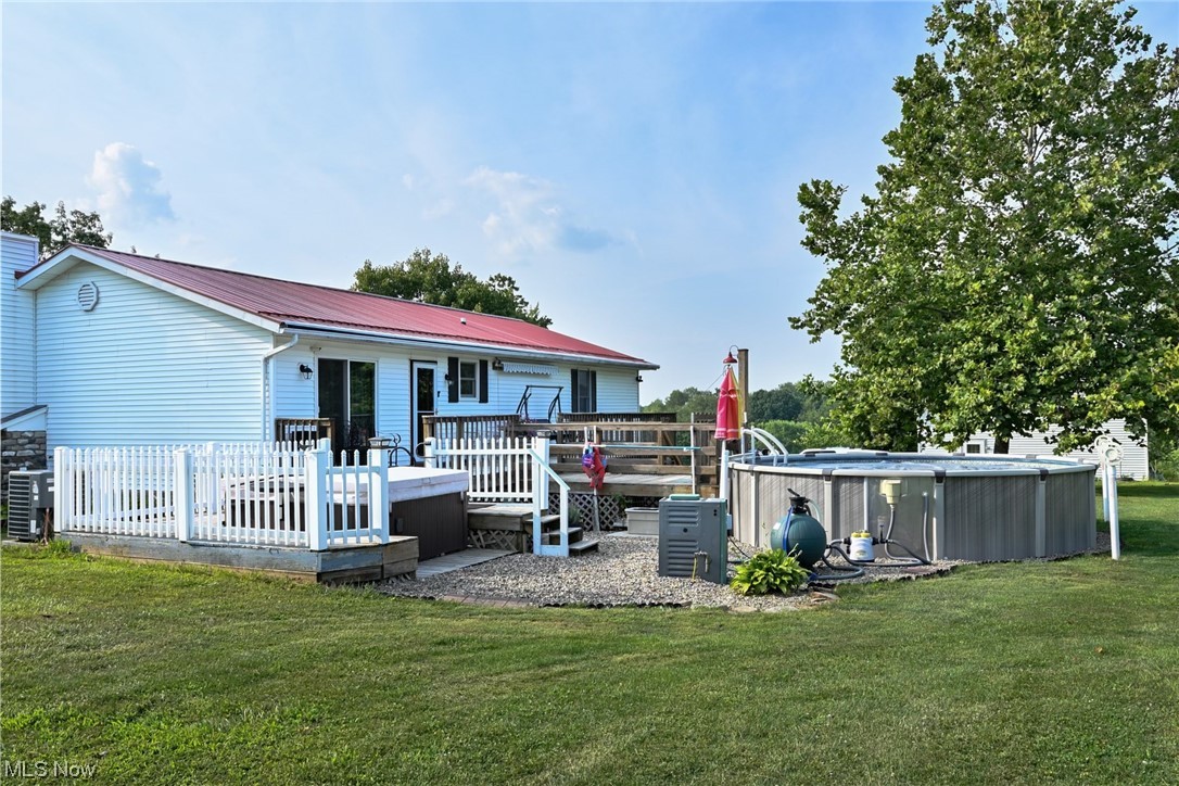 9196 Briar Road Magnolia, OH 44643 - Photo 23 of 30 Pool & Hot Tub Area