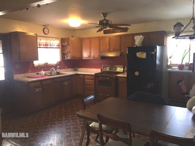 1111 West Scioto Mills Road Freeport, IL 61032 - Photo 3 of 13 Gallery Image 3