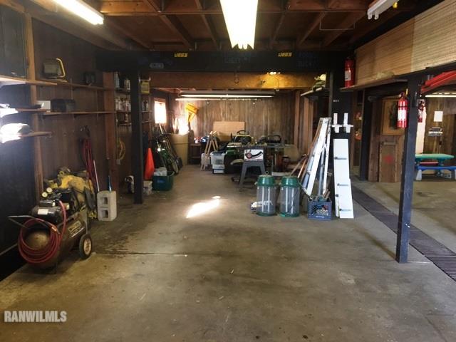 1111 West Scioto Mills Road Freeport, IL 61032 - Photo 7 of 13 Gallery Image 7