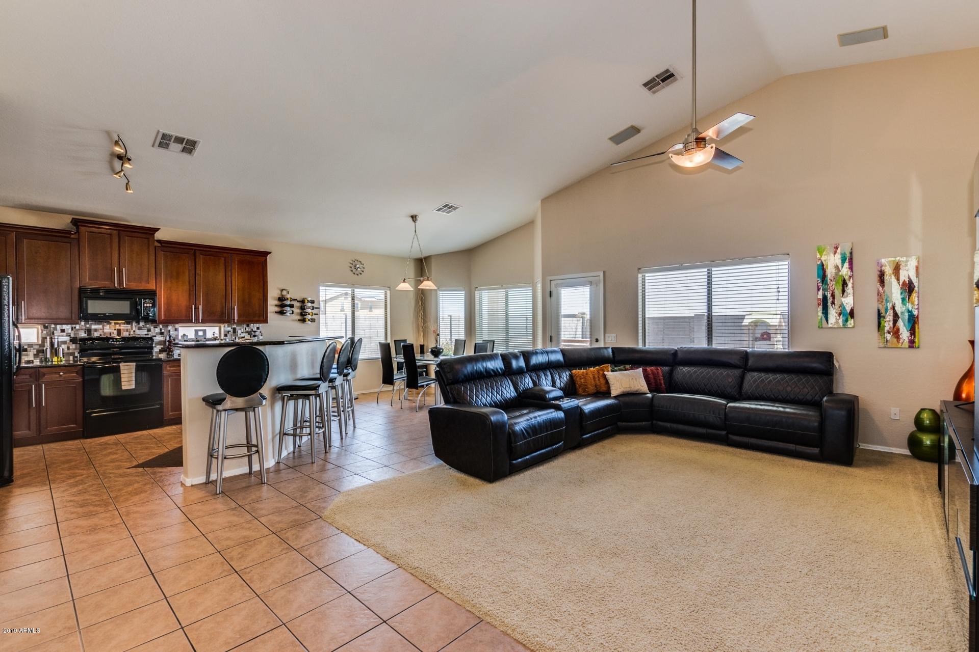9997 East Hay Loft Road Florence, AZ 85132 - Photo 2 of 16 GR 1