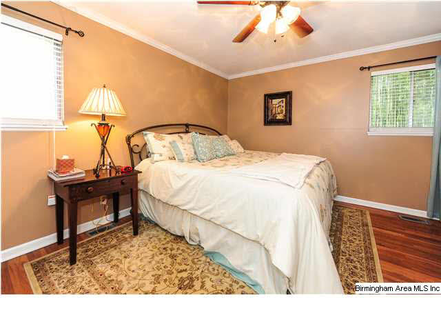 916 South Forrest Drive Birmingham, AL 35209 - Photo 17 of 24
