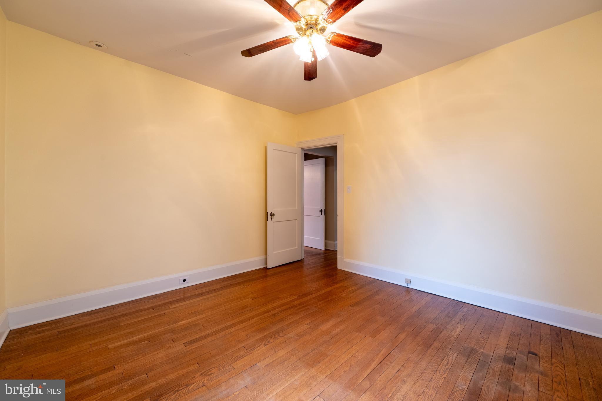 706 Anneslie Road Baltimore, MD 21212 - Photo 26 of 56 Main Level Bedroom 2