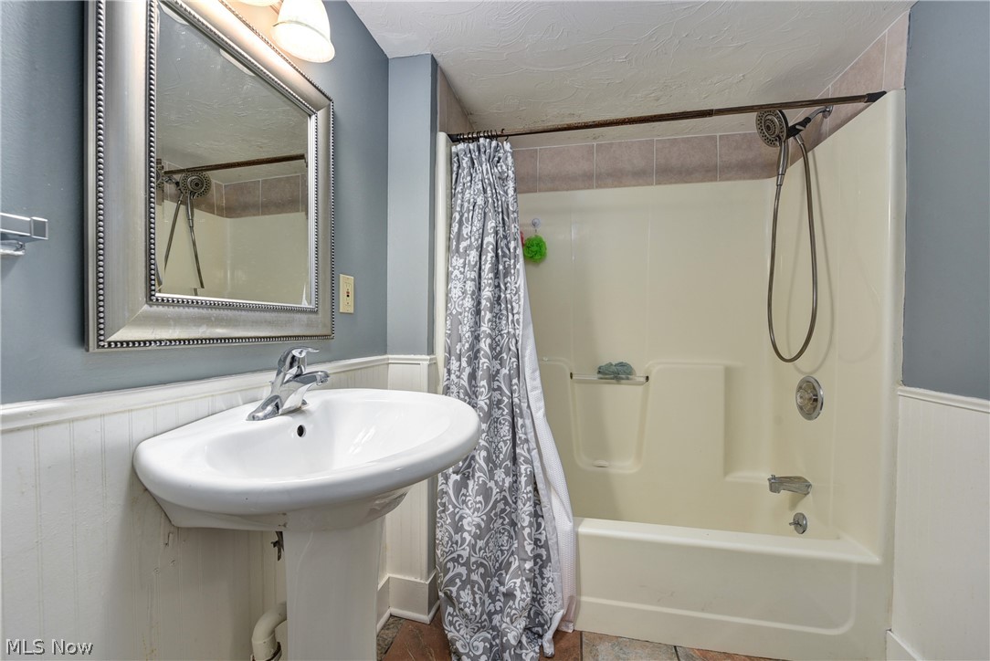 39351 Detroit Road Avon, OH 44011 - Photo 22 of 35