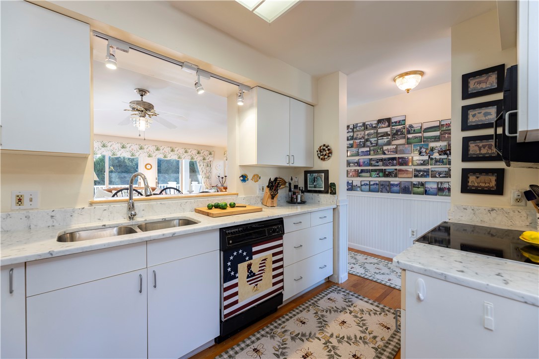 284 Shore Road, Unit A Westerly, RI 02891 - Photo 11 of 44