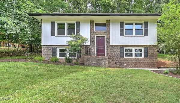 $299,000 | 3718 Cheekwood Drive, Kingsport, TN 37660