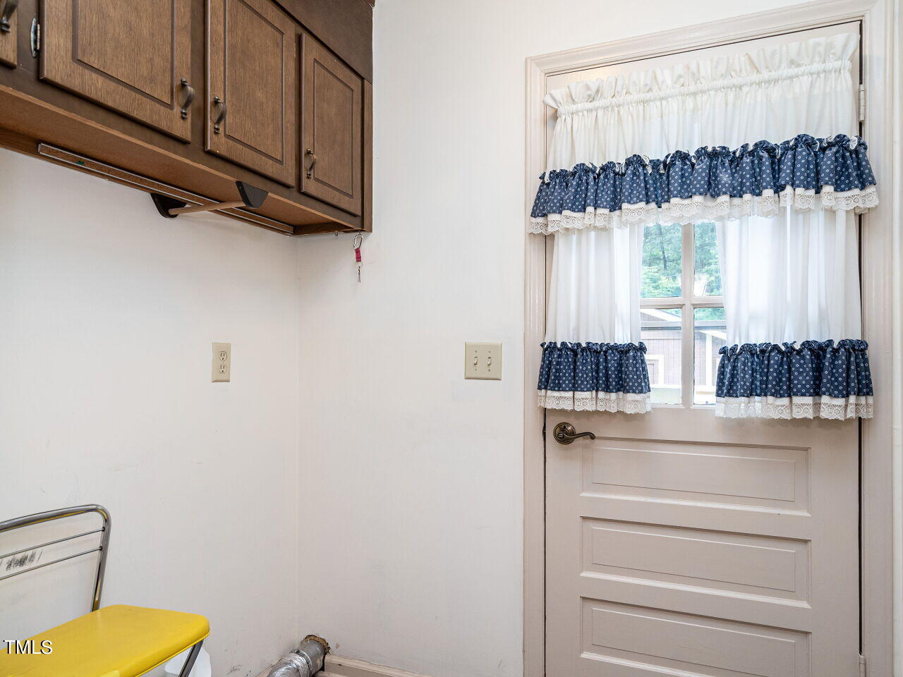 4926 McCormick Road Durham, NC 27713 - Photo 26 of 31 023-1280x960-laundry-room