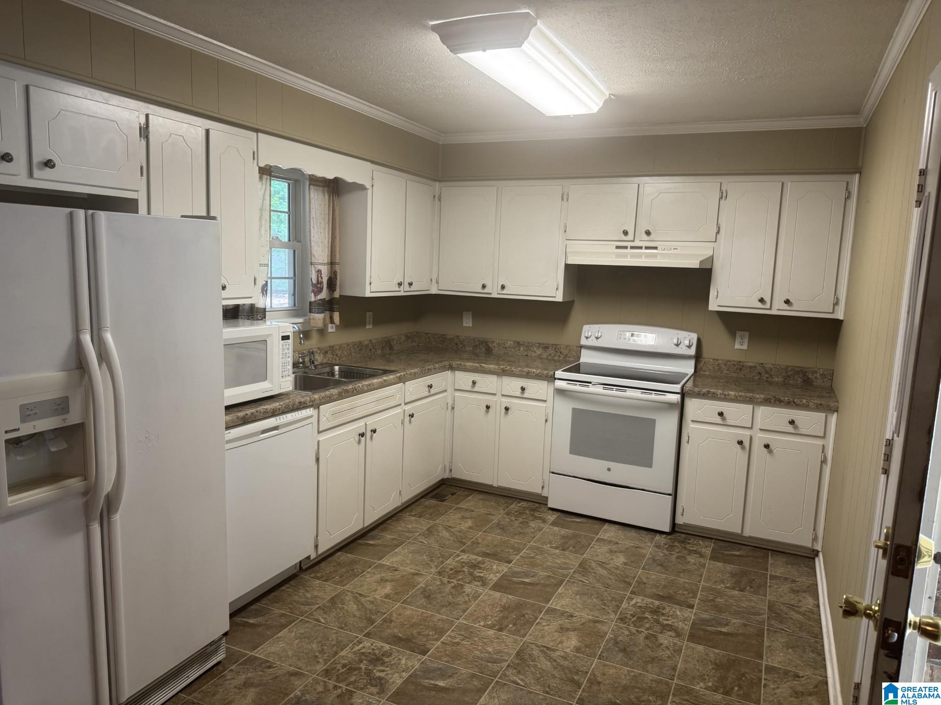 210 Taylor Street Boaz, AL 35957 - Photo 4 of 7