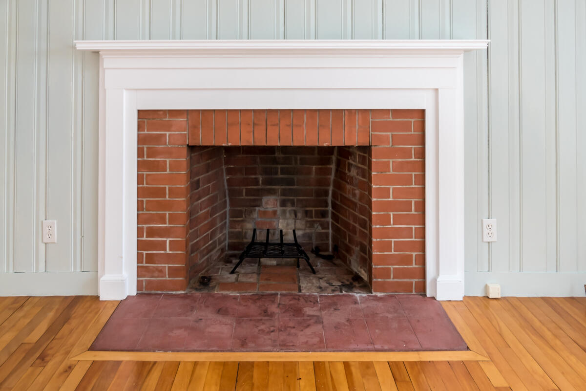 174 Durham Road Freeport, ME 04032 - Photo 15 of 54 24-Fireplace