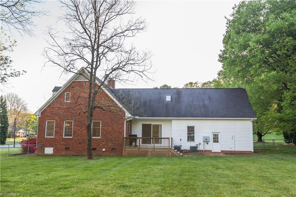 151 Roquemore Road Clemmons, NC 27012 - Photo 13 of 25 Gallery Image 13