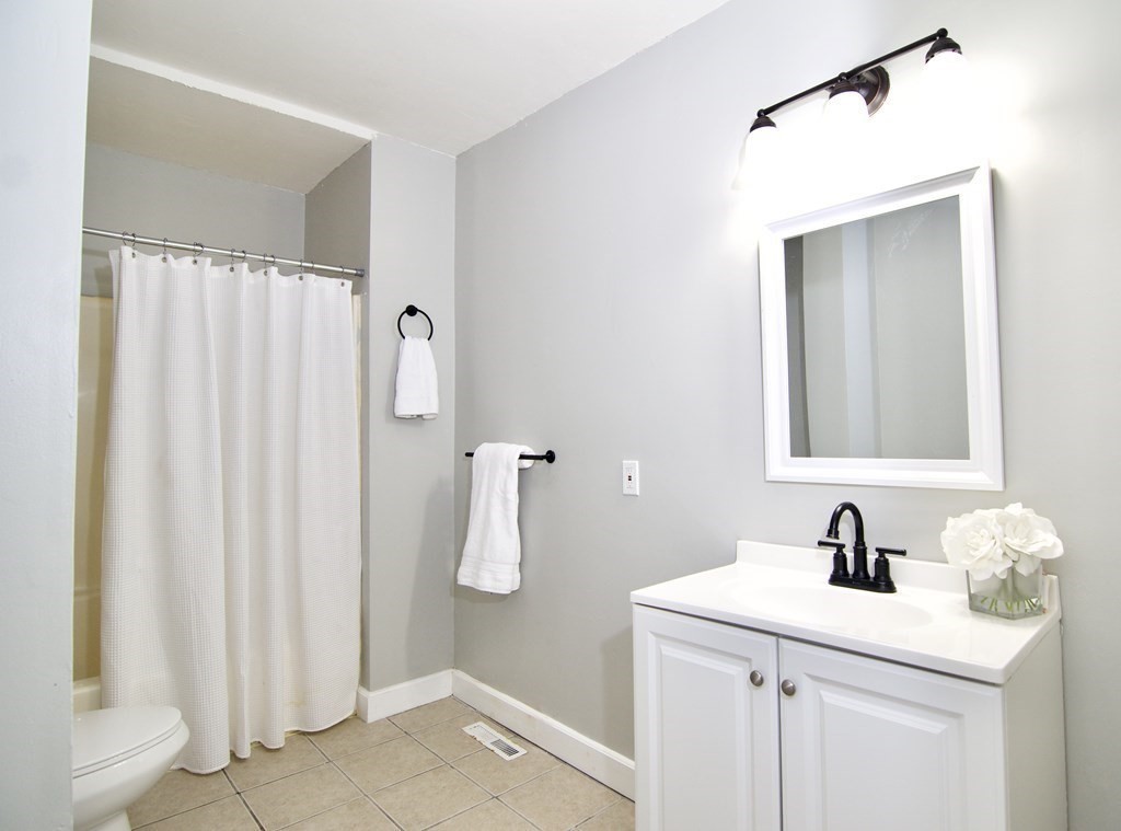 18-20 Rifle Street Springfield, MA 01105 - Photo 16 of 41