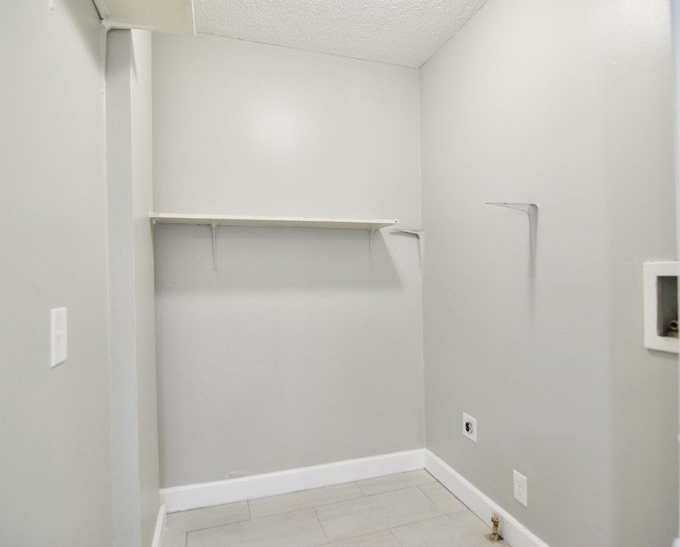 18-20 Rifle Street Springfield, MA 01105 - Photo 9 of 41