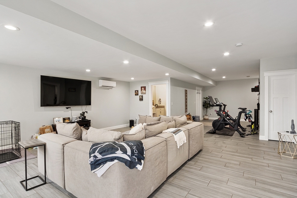 7 C Hopkinton, MA 01748 - Photo 34 of 42
