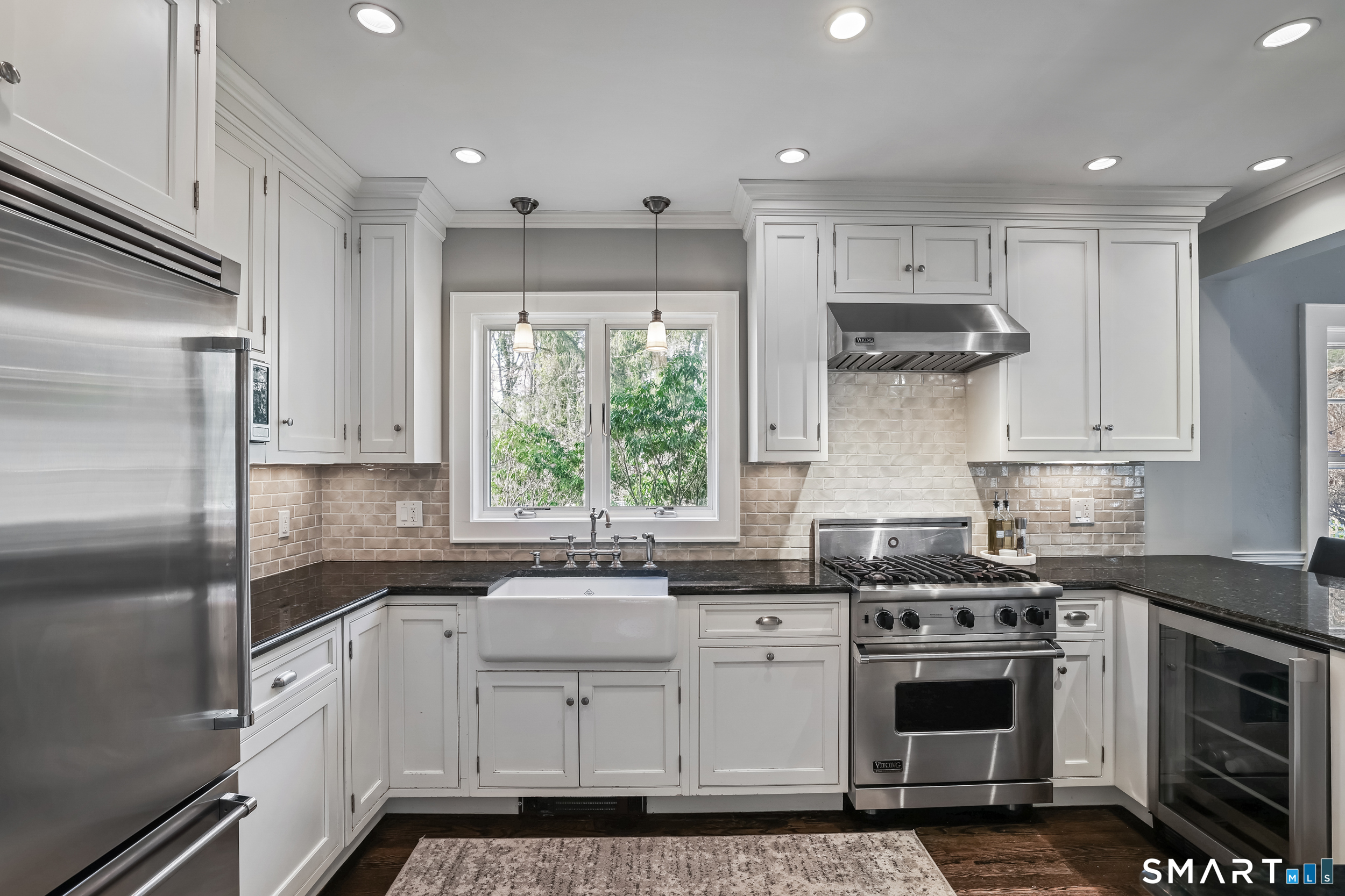 401 Jelliff Mill Road New Canaan, CT 06840 - Photo 11 of 28