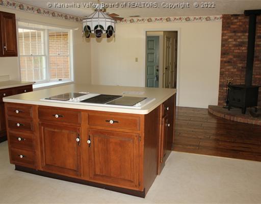 137 Fletcher Road Hurricane, WV 25526 - Photo 11 of 16 Kitchen.