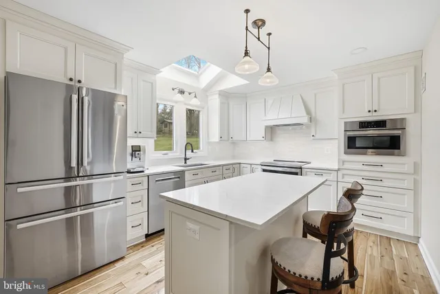 $1,125,000 | 6321 Barsky Court, Fairfax Station, VA 22039