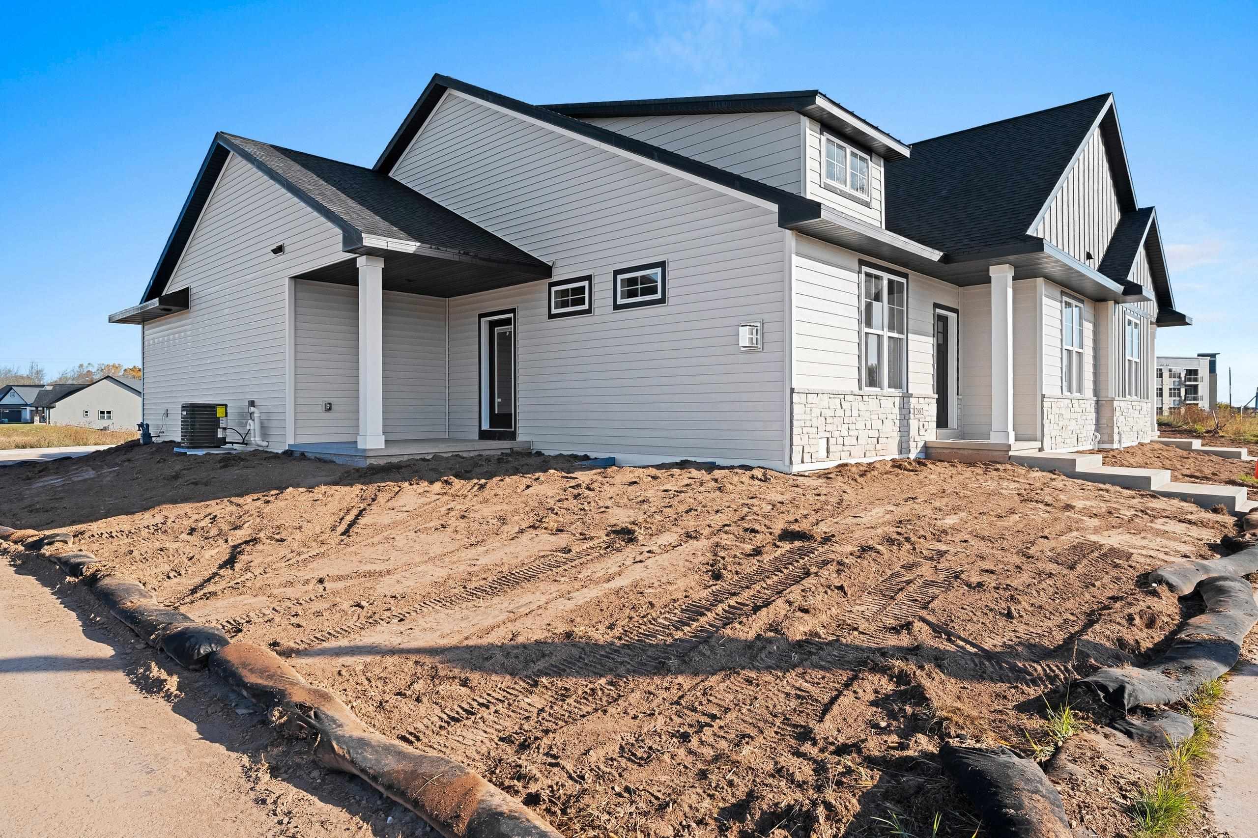 2882 Howard Cmns Howard, WI 54313 - Photo 32 of 34