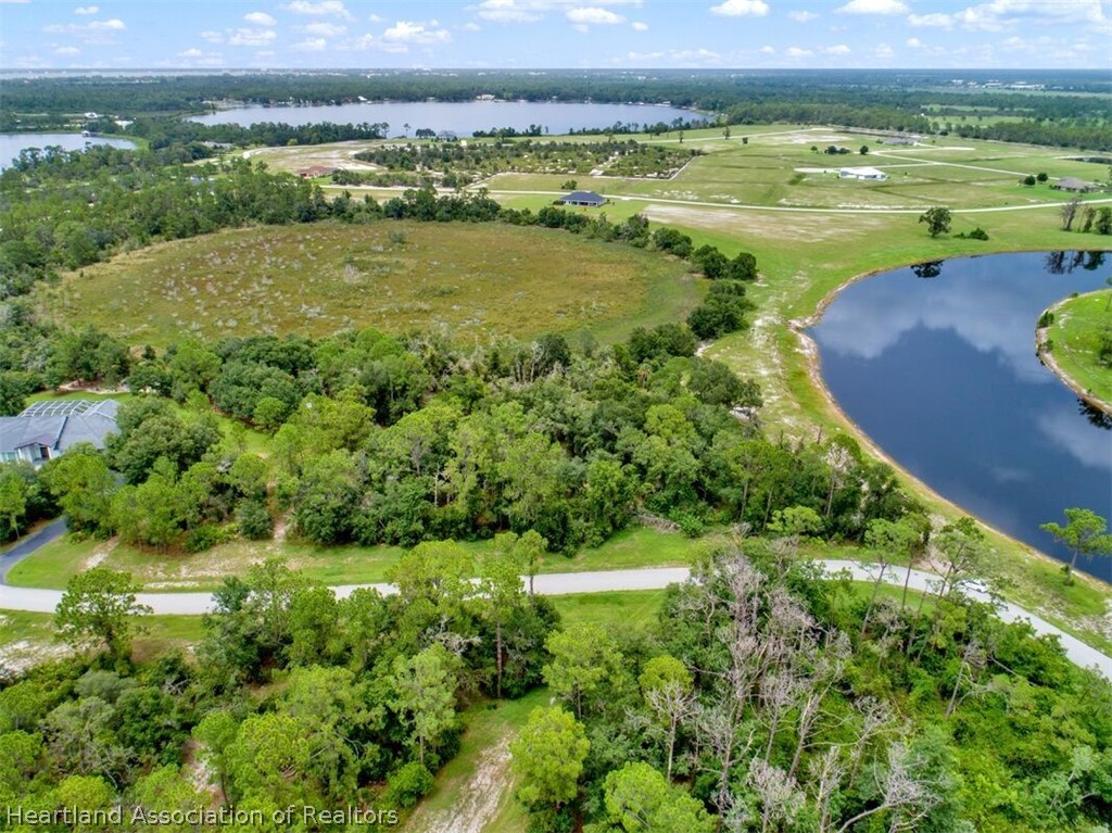 2009 Forest Road Sebring, FL 33875 - Photo 4 of 16 Gallery Image 4
