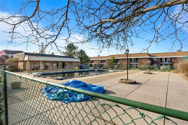 $149,900 | 80 Groton Drive, Unit 2, Amherst, NY 14228