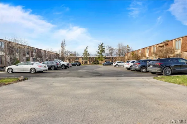 $149,900 | 80 Groton Drive, Unit 2, Amherst, NY 14228