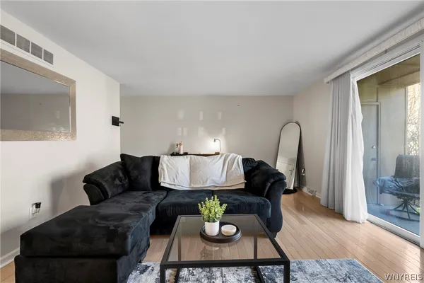 $149,900 | 80 Groton Drive, Unit 2, Amherst, NY 14228