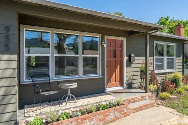 $525,000 | 955 North Pine Street, Ukiah, CA 95482
