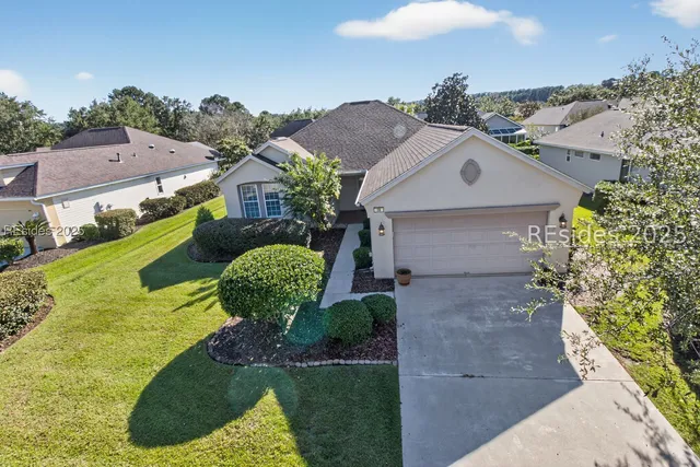 $375,000 | 19 Fenwick Drive, Bluffton, SC 29909