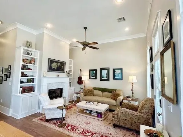 $2,500 | 1524 Darlington Street, Covington, LA 70433