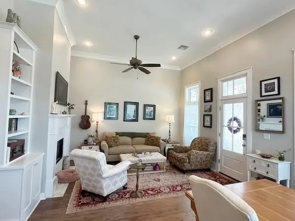 $2,500 | 1524 Darlington Street, Covington, LA 70433