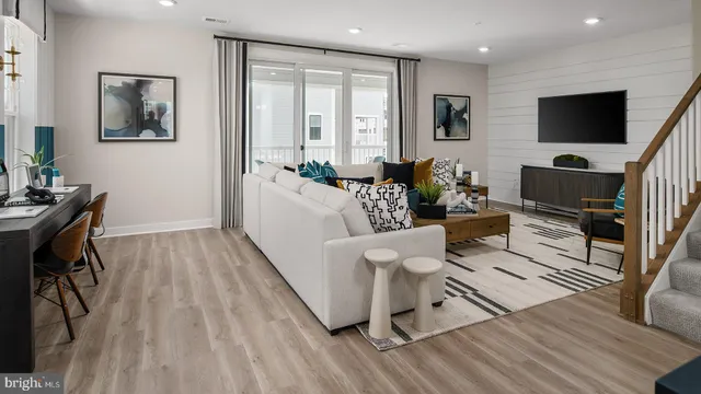 $499,990 | Tbb Tbb Village Walk Drive, Unit BRENN, Montgomery Village, MD 20886