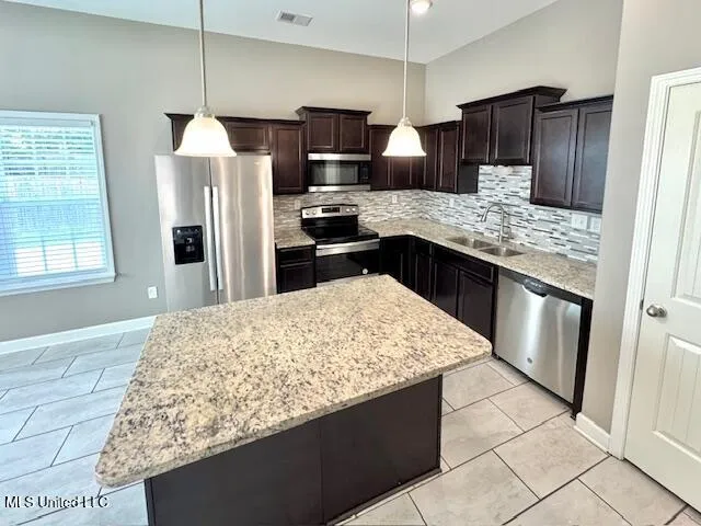 $365,000 | 4335 Davall Circle, Olive Branch, MS 38654