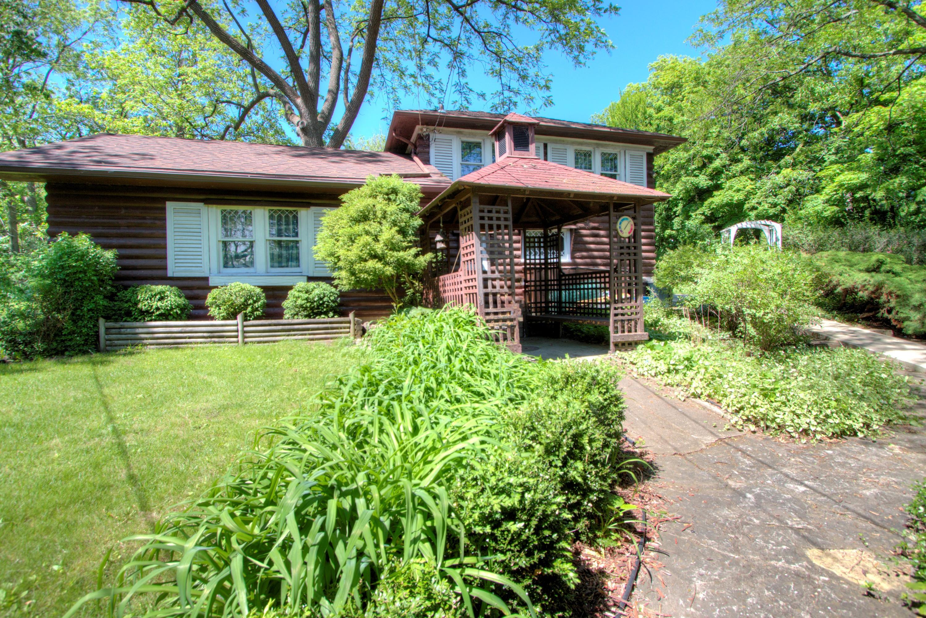 2304 North Shore Drive Delavan, WI 53115 - Photo 7 of 122 Detached Garage