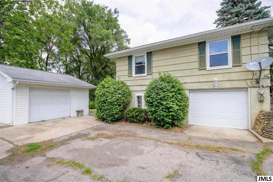 2320 Maple Drive Jackson, MI 49203 - Photo 3 of 21 Photo 3