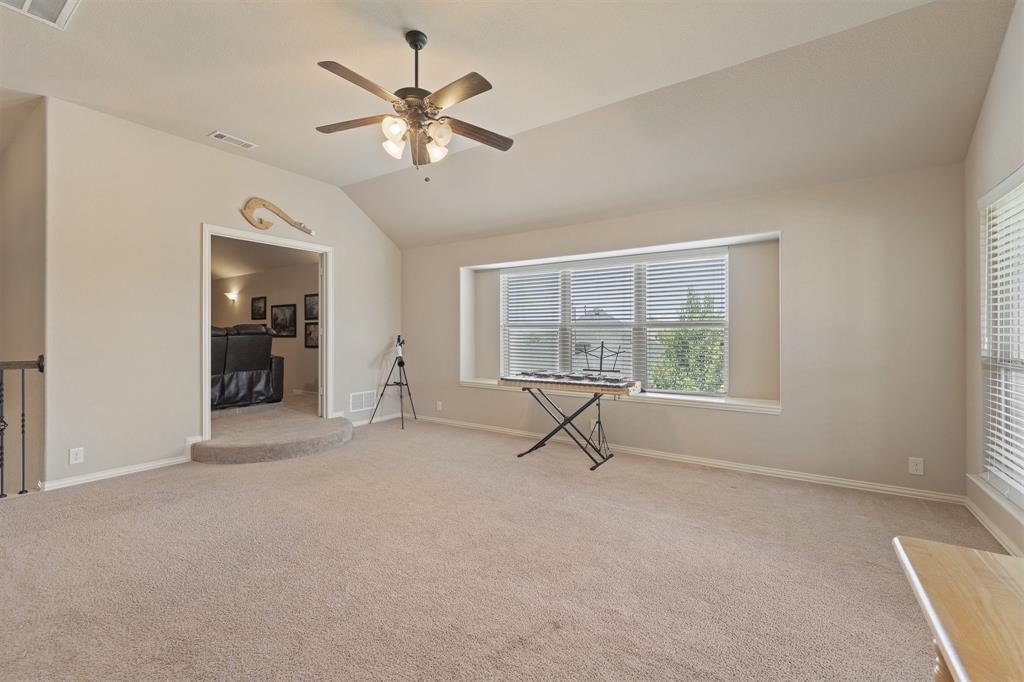 1112 Cardinal Ridge Road Burleson, TX 76028 - Photo 20 of 36 Gallery Image 20