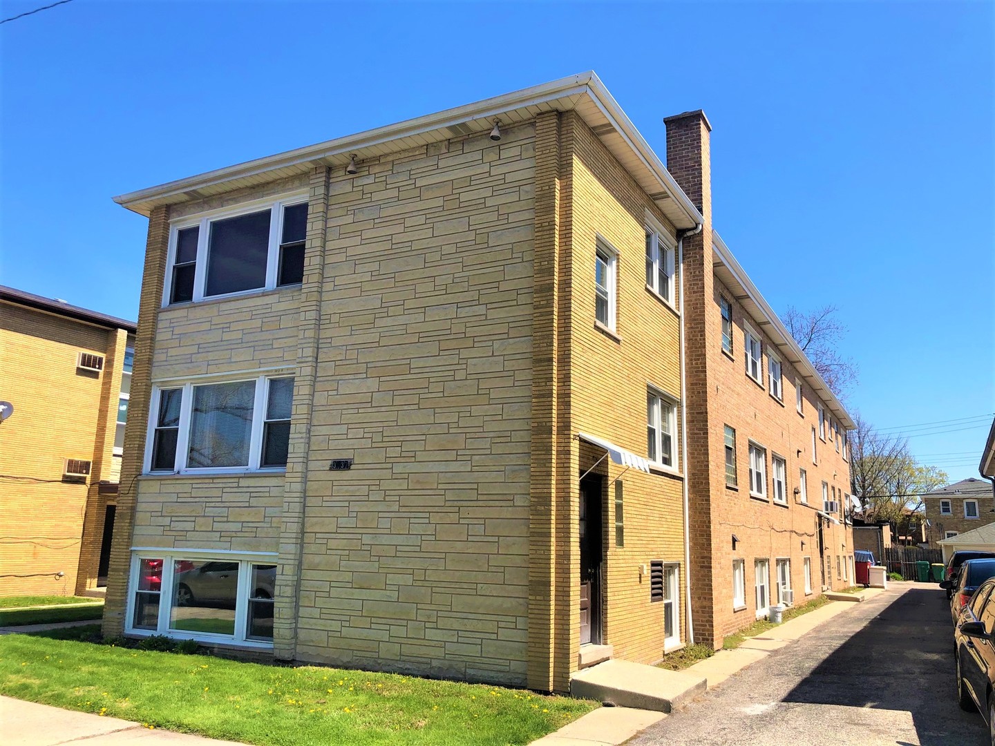 3537 South Harlem Avenue, Unit 2F Berwyn, IL 60402 - Photo 1 of 18