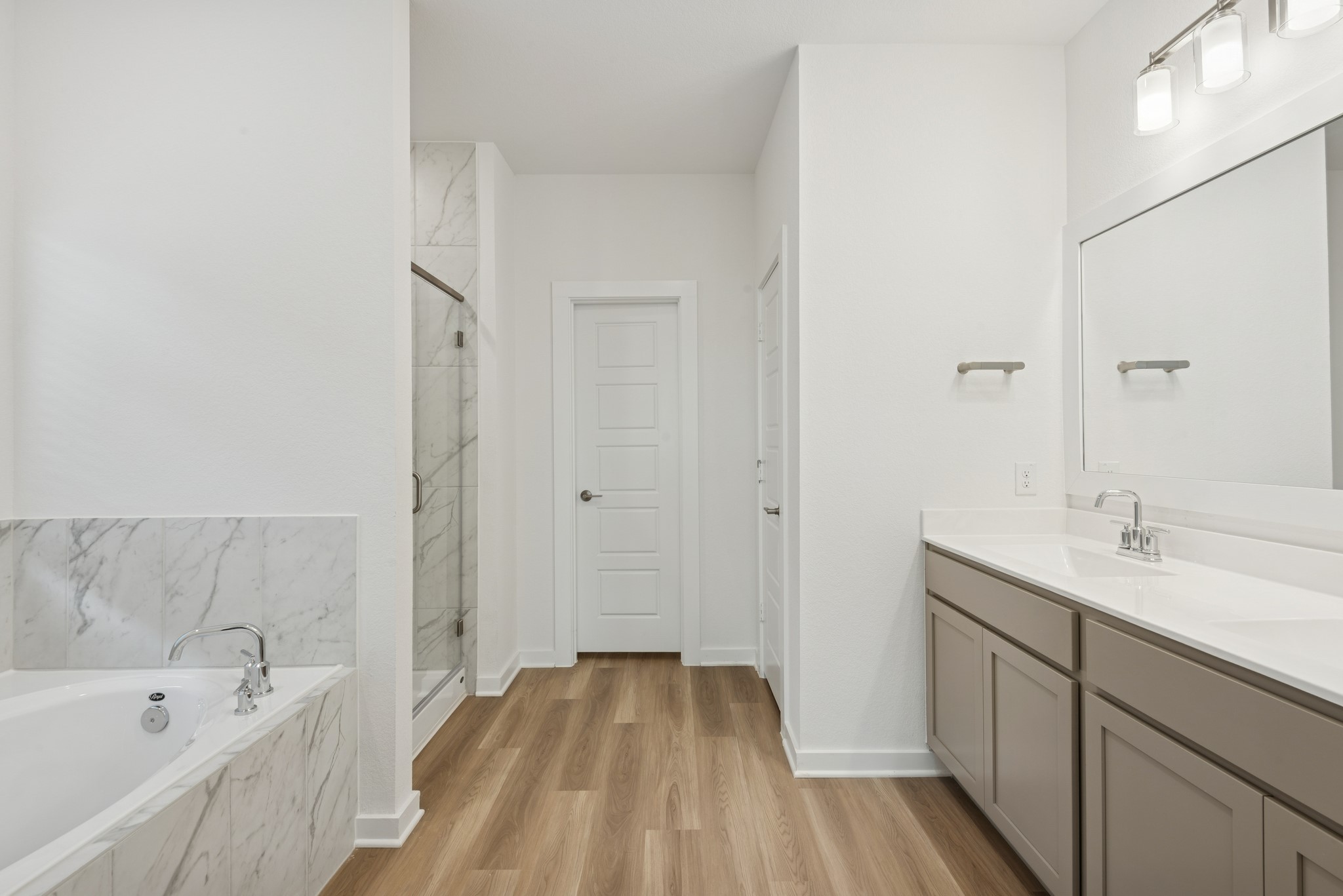 32107 Morning Luster Court Fulshear, TX 77441 - Photo 9 of 41