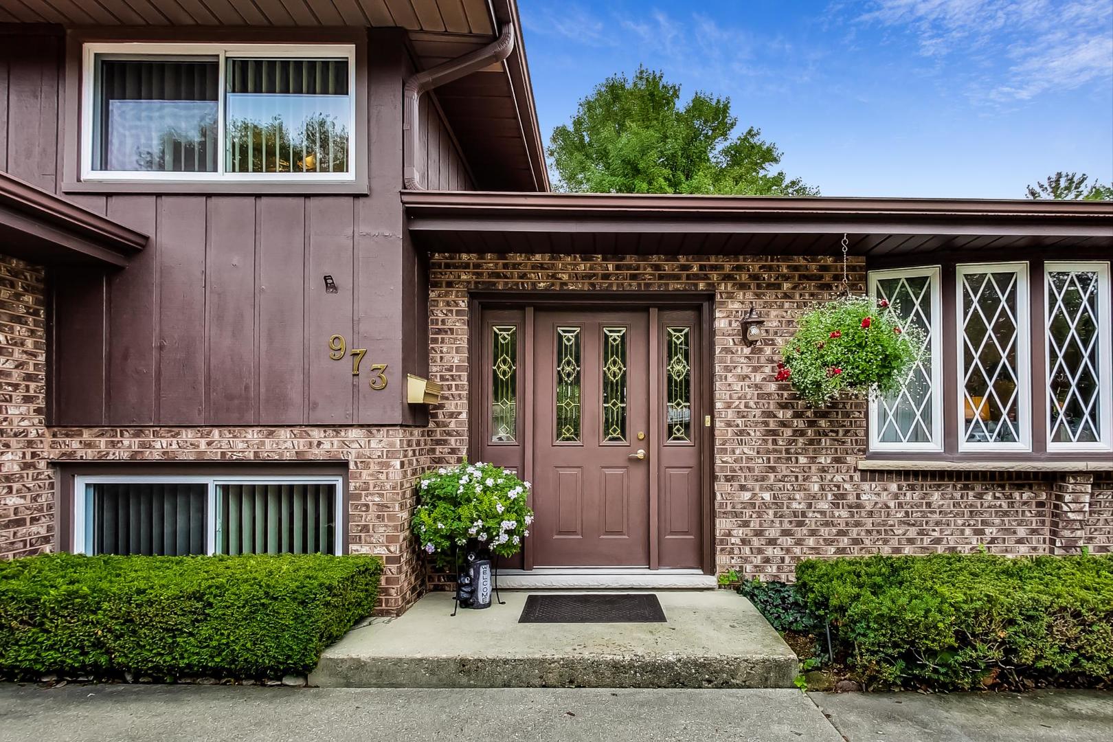 973 North Mill Road Addison, IL 60101 - Photo 2 of 37